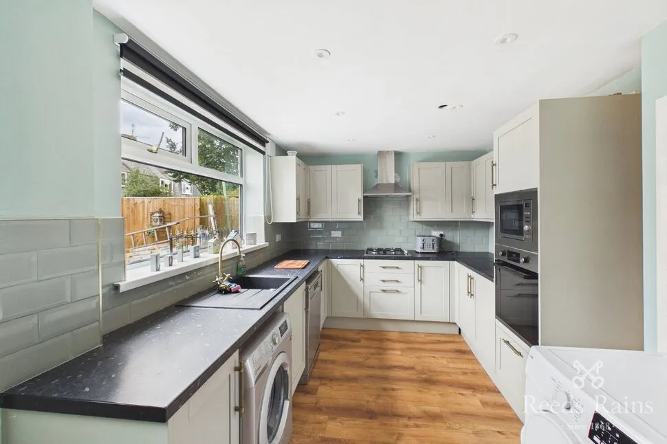 Kerne Grove, Manchester, M23, photo 3