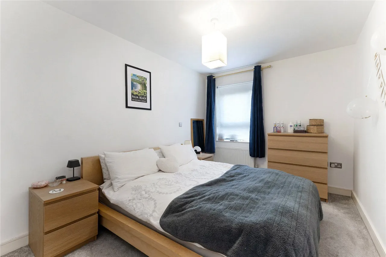 Battersea Park Road, London, SW11, photo 4