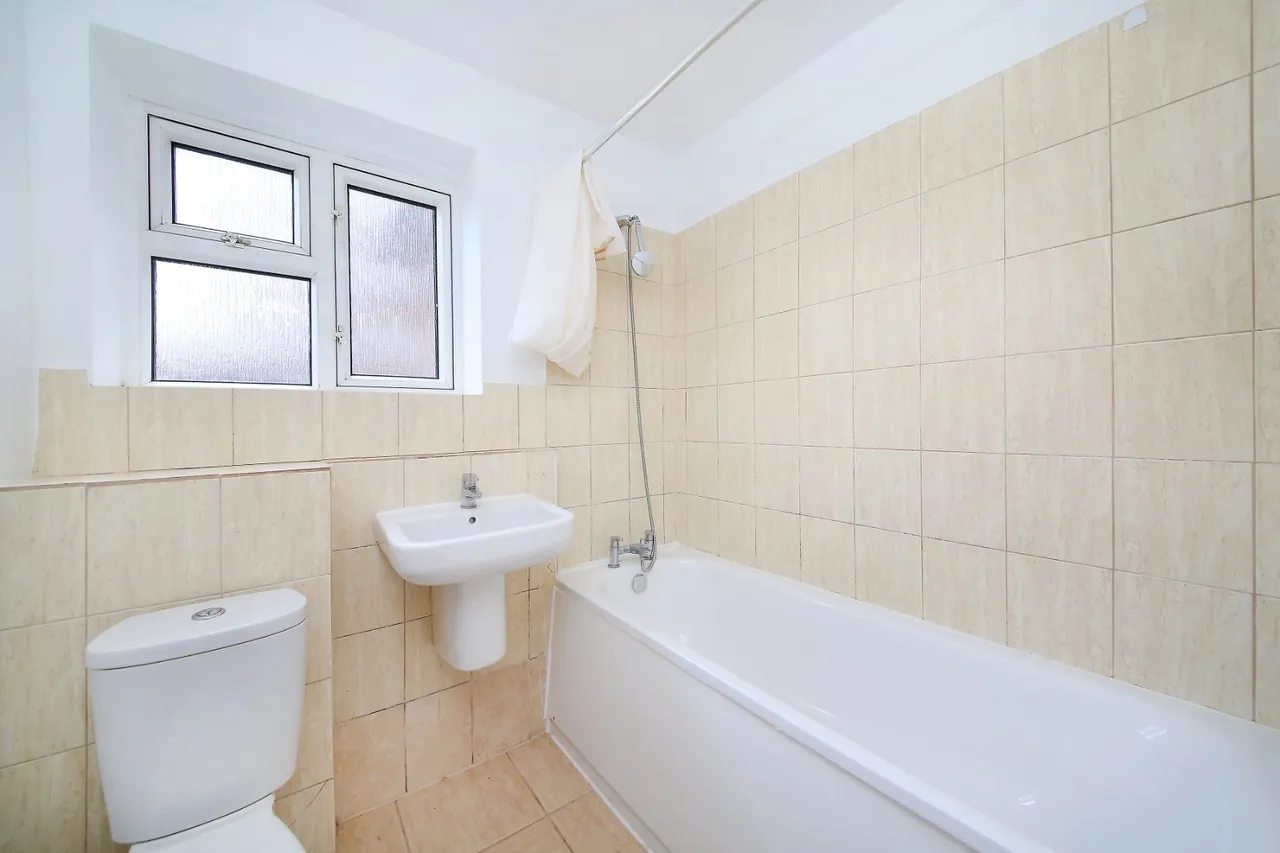 The Willoughbys, East Sheen, SW14, photo 7