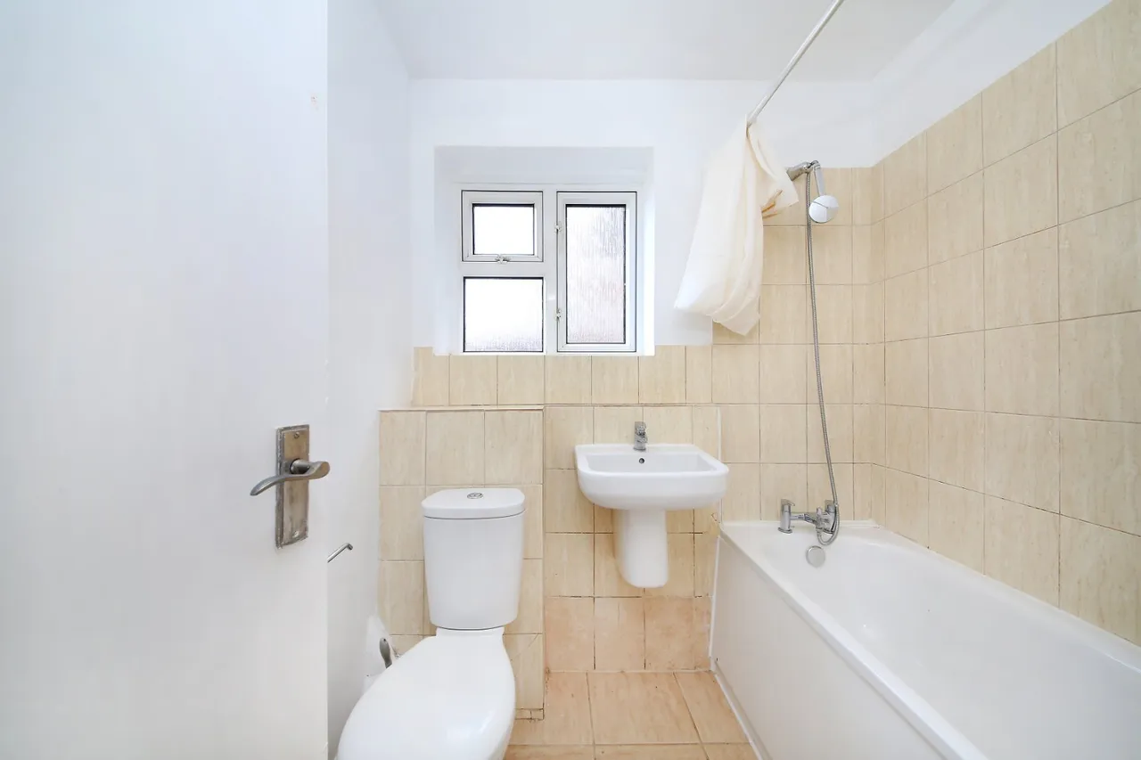 The Willoughbys, East Sheen, SW14, photo 9