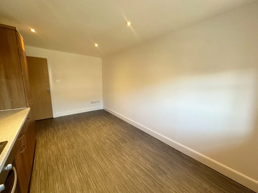 St Helens Gardens, Glasgow, G41, photo 4