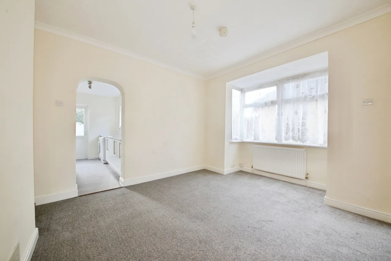 Birkbeck Road, ROMFORD, Essex, RM7, photo 13