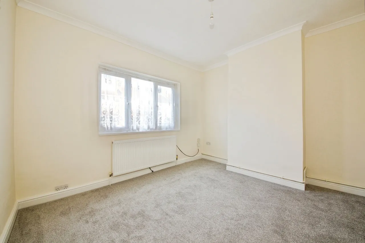 Birkbeck Road, ROMFORD, Essex, RM7, photo 12