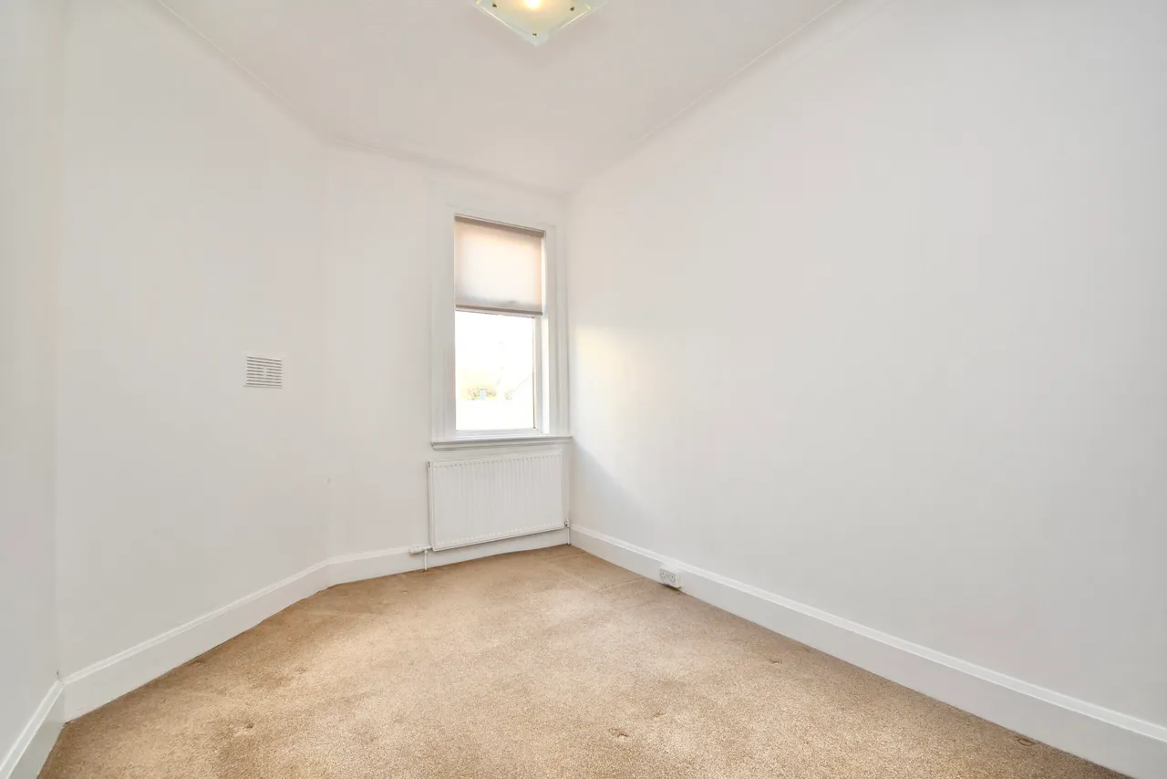 27 Shaw Road, Prestwick, KA9 2LW, photo 8