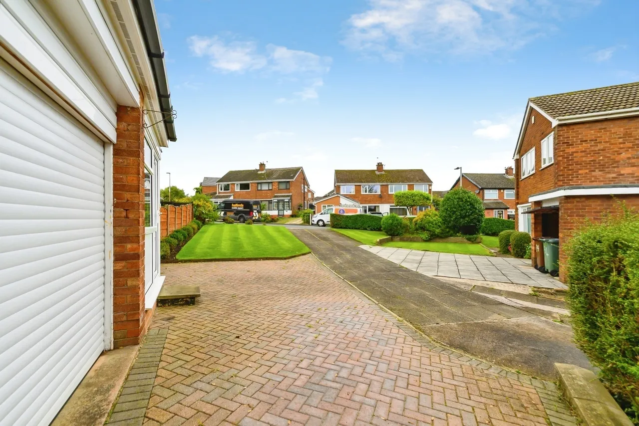 Melton Drive, Bury, BL9, photo 20