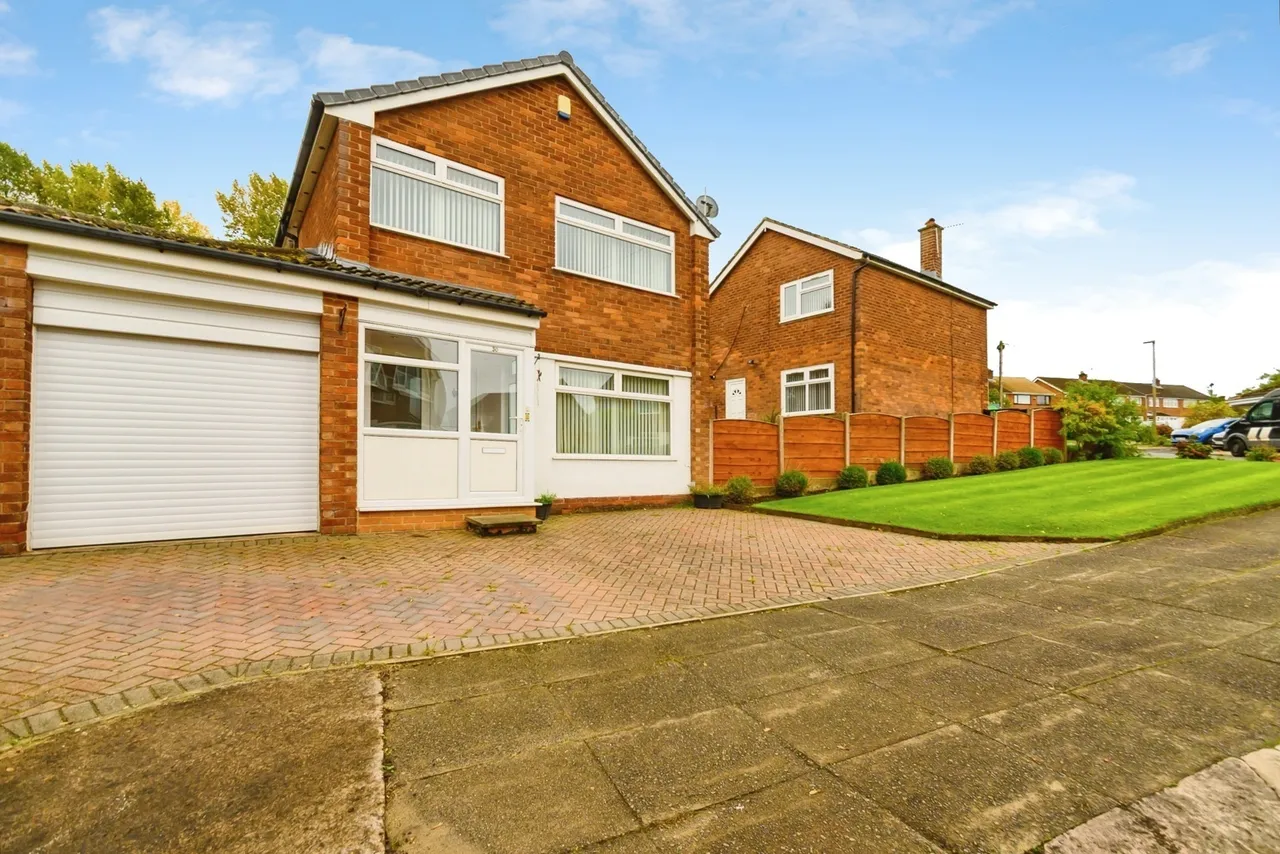 3 bed house for sale, Melton Drive, Bury, BL9