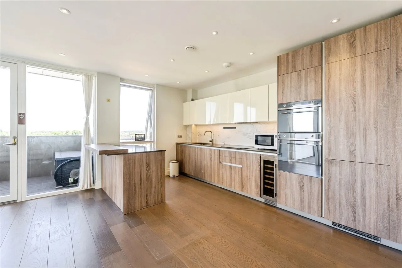 Queenshurst Square, Kingston Upon Thames, KT2, photo 8
