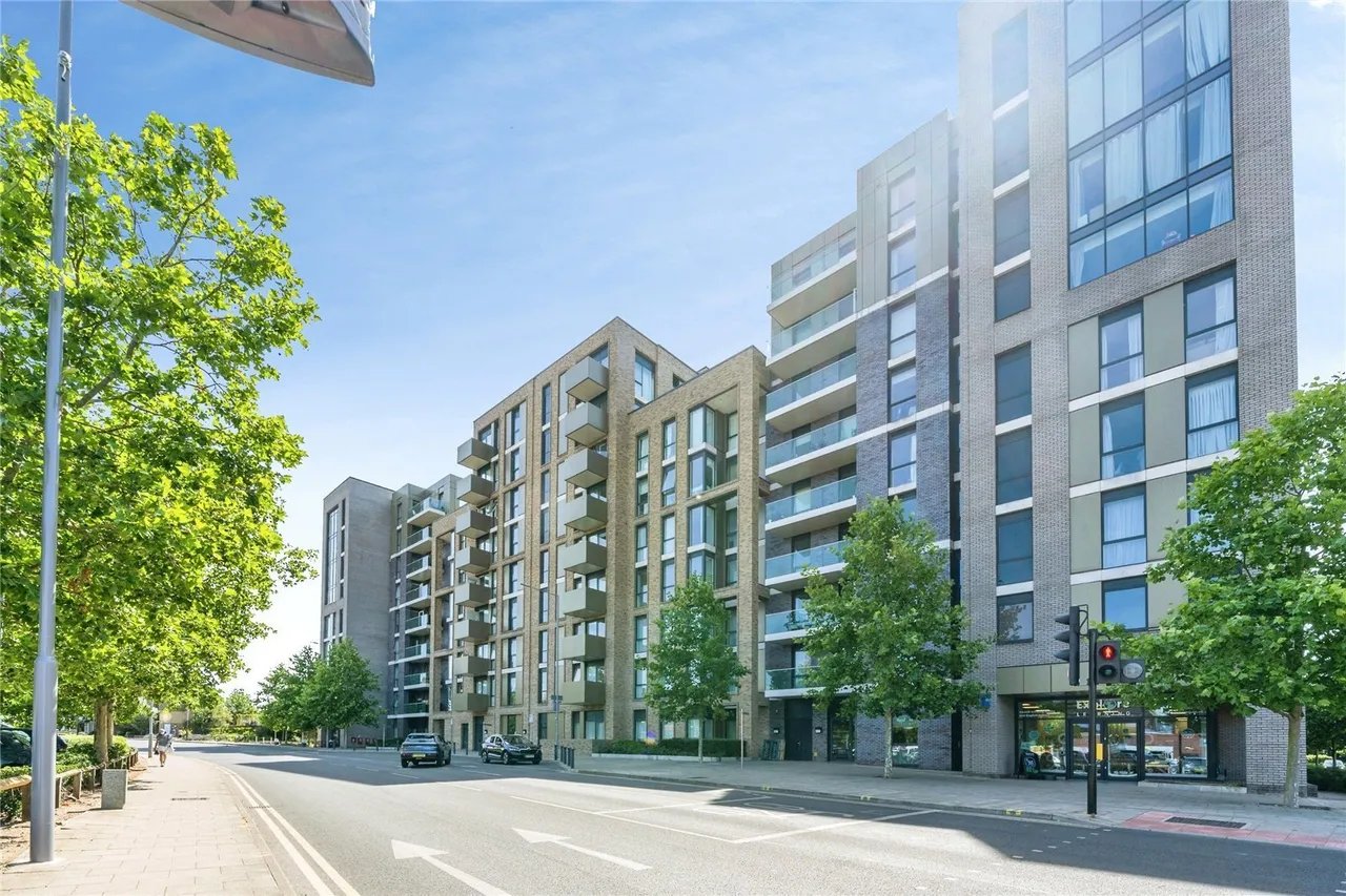 3 bed house for sale, Queenshurst Square, Kingston Upon Thames, KT2