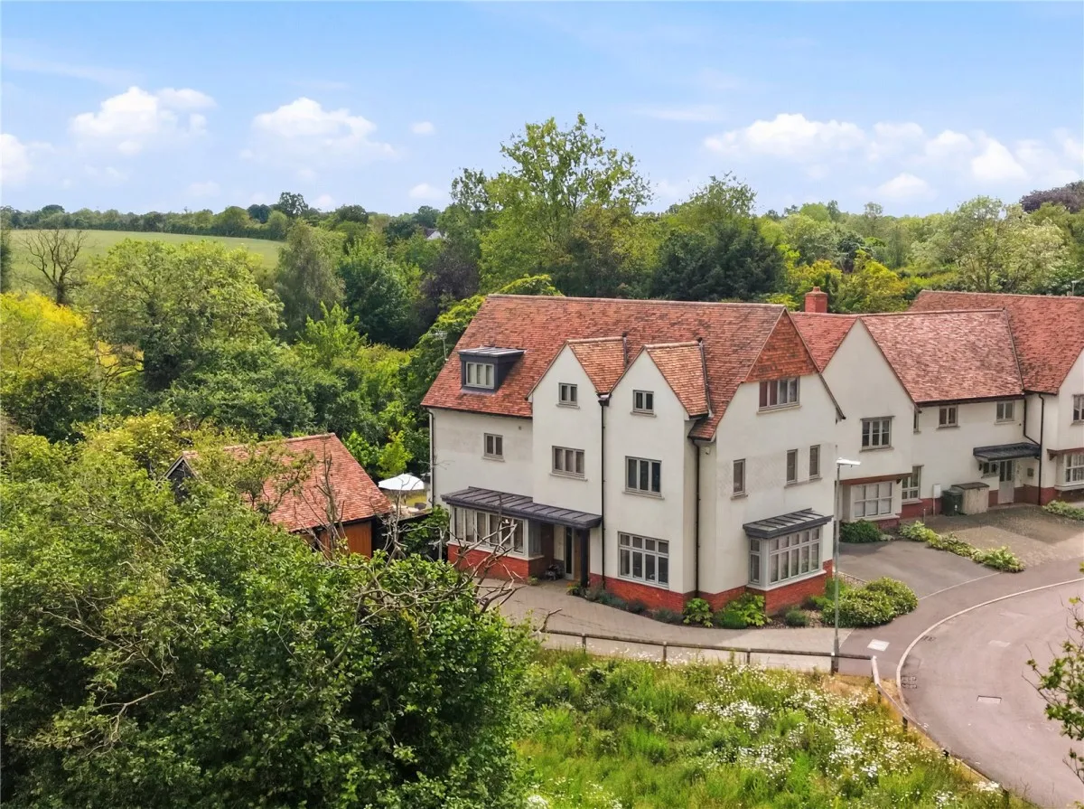 5 bed house for sale, with 5 bedrooms in Radwinter, Nr Saffron Walden, CB10