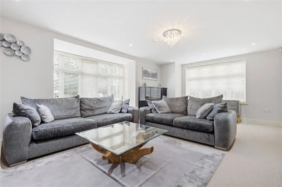 with 5 bedrooms in Radwinter, Nr Saffron Walden, CB10, photo 9