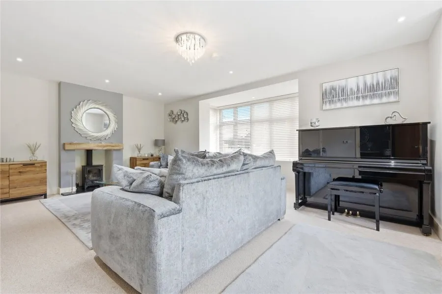 with 5 bedrooms in Radwinter, Nr Saffron Walden, CB10, photo 8