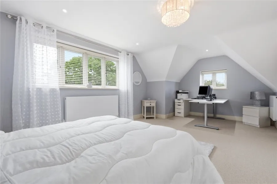 with 5 bedrooms in Radwinter, Nr Saffron Walden, CB10, photo 12