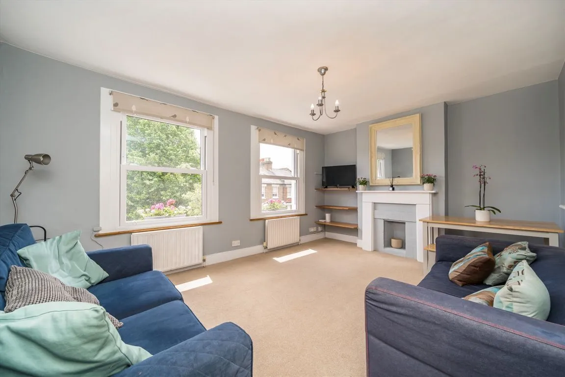 Berrymede Road, W4, photo 2