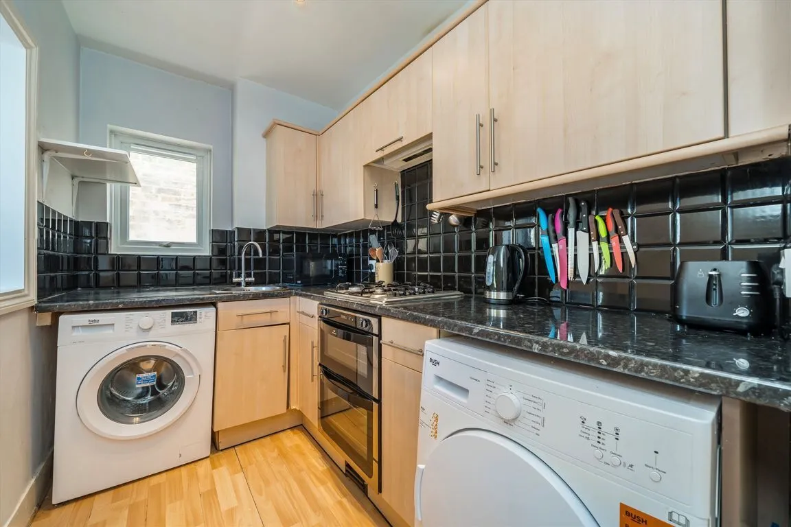 Berrymede Road, W4, photo 5