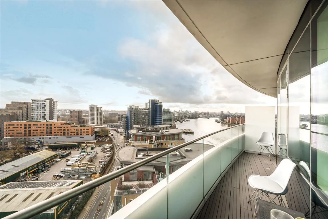 Lombard Wharf, Battersea, photo 5