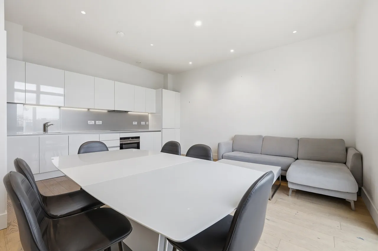 Nautilus House, London, W10, photo 10