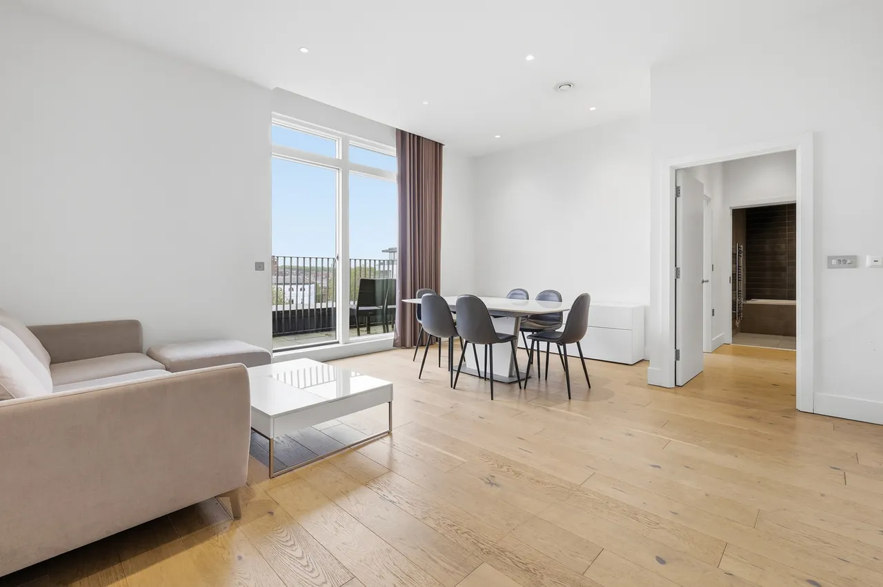 Nautilus House, London, W10, photo 2