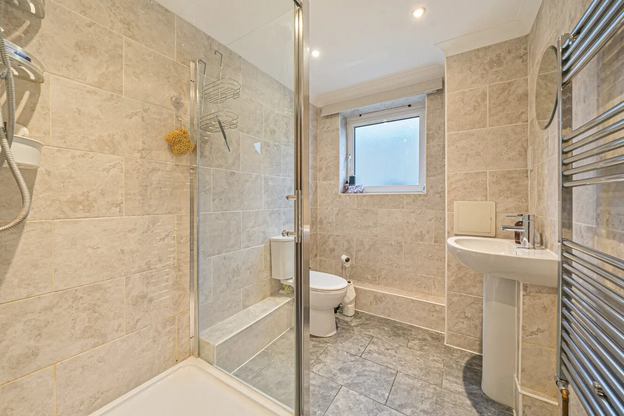 Creswell Drive, Beckenham, BR3, photo 6
