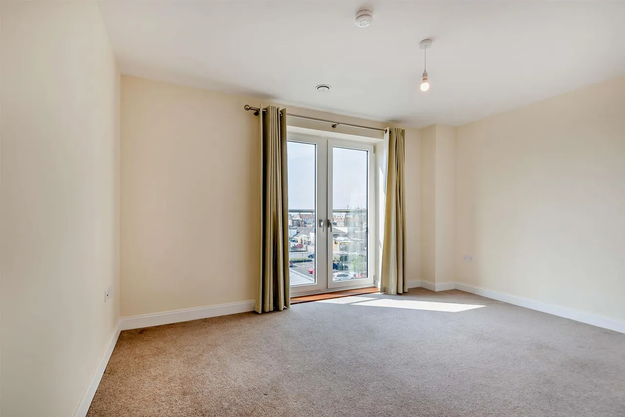 Harbour Road, Gosport, PO12, photo 8
