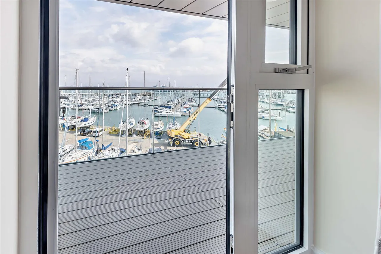 Harbour Road, Gosport, PO12, photo 17