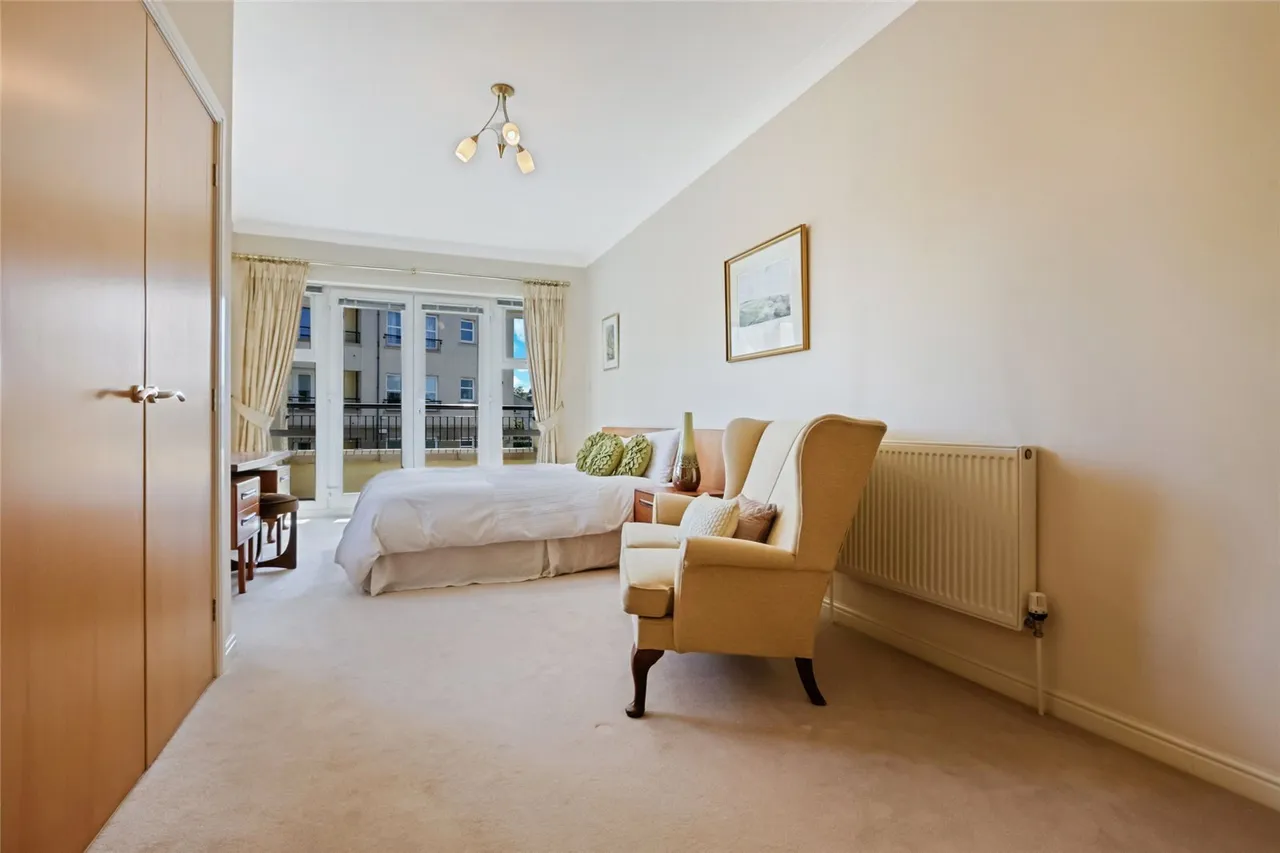 Mains Avenue, Giffnock, Glasgow, East Renfrewshire, G46, photo 8