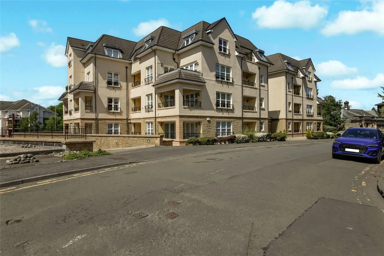 2 bed flat for sale — Mains Avenue, Giffnock, Glasgow, East Renfrewshire, G46