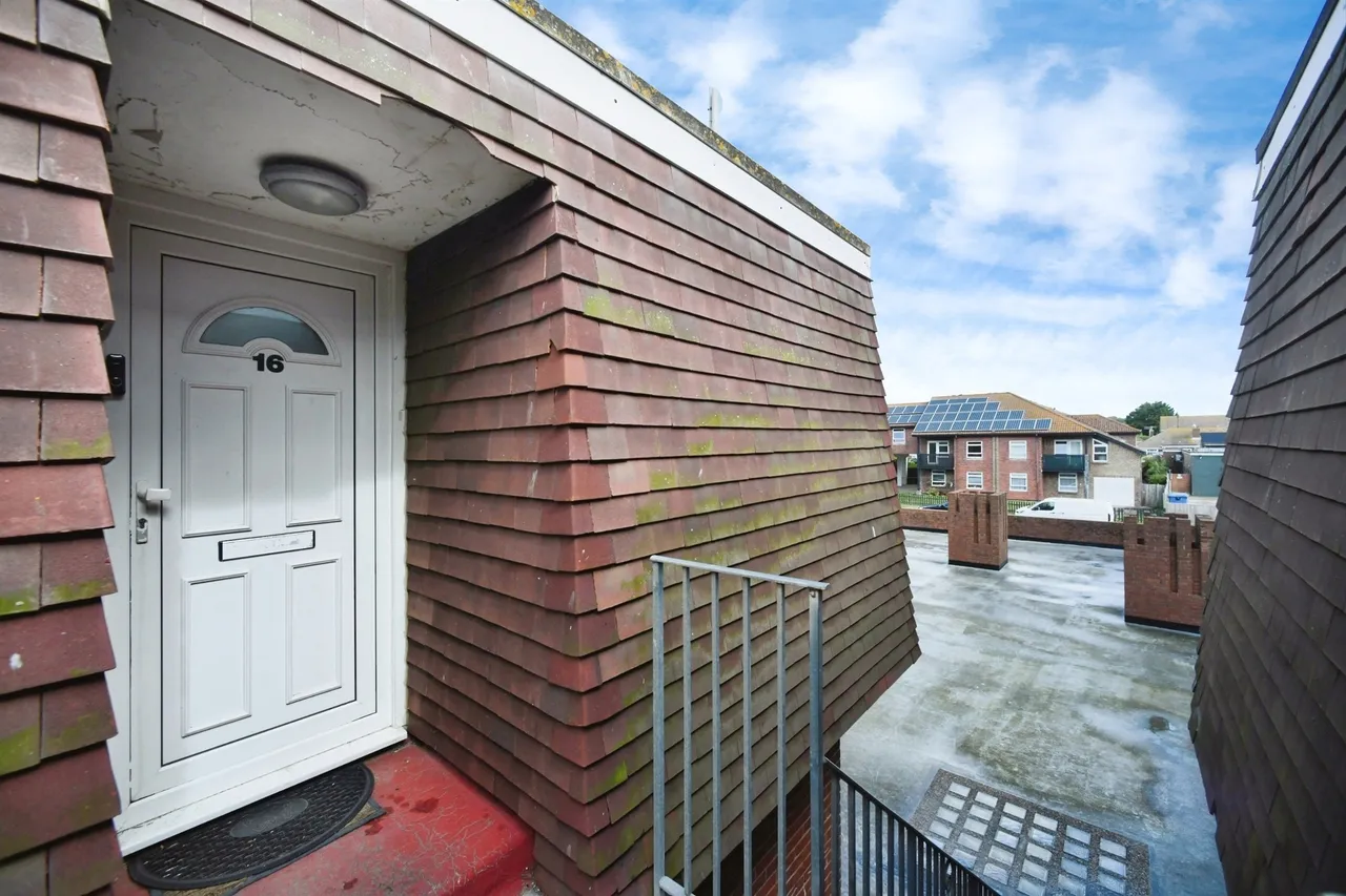 Balcombe Road, Peacehaven, BN10, photo 14