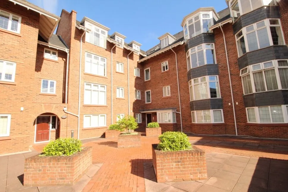 Central Place, Station Road, SK9, photo 9