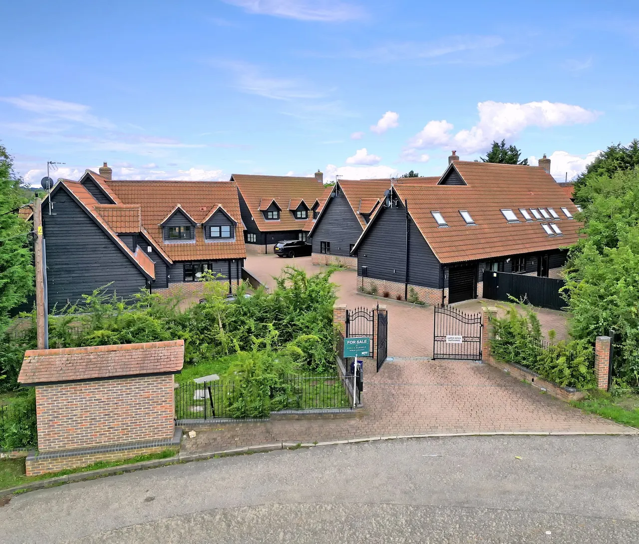 4 bed house for sale, Millrite Mews, Stanford Rivers, CM5