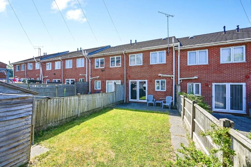 Eskbank, Skelmersdale, WN8, photo 9