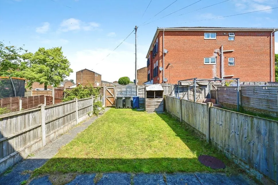 Eskbank, Skelmersdale, WN8, photo 4