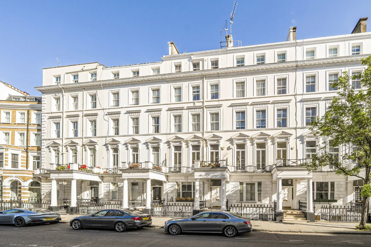 Flat F, 104 Lexham Gardens, London, photo 11