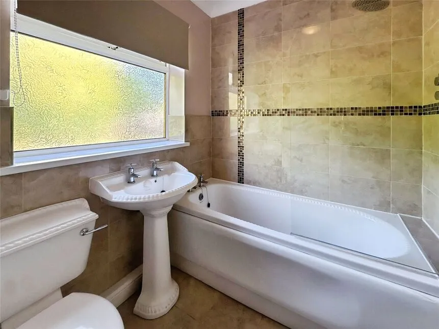 Hall Villa Lane, Toll Bar, South Yorkshire, DN5, photo 11