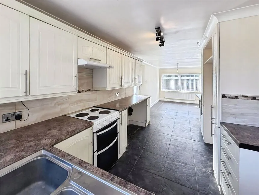 Hall Villa Lane, Toll Bar, South Yorkshire, DN5, photo 8