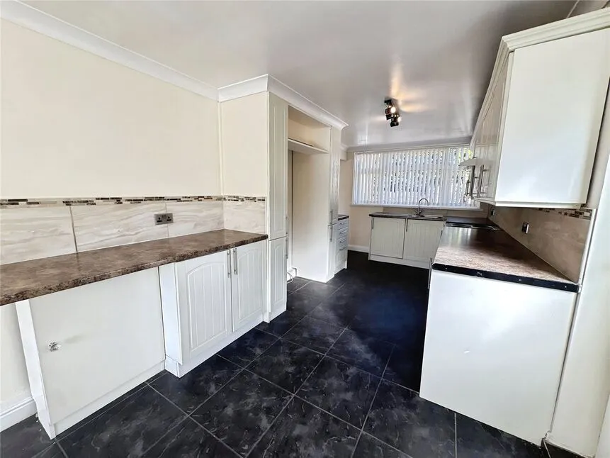 Hall Villa Lane, Toll Bar, South Yorkshire, DN5, photo 7