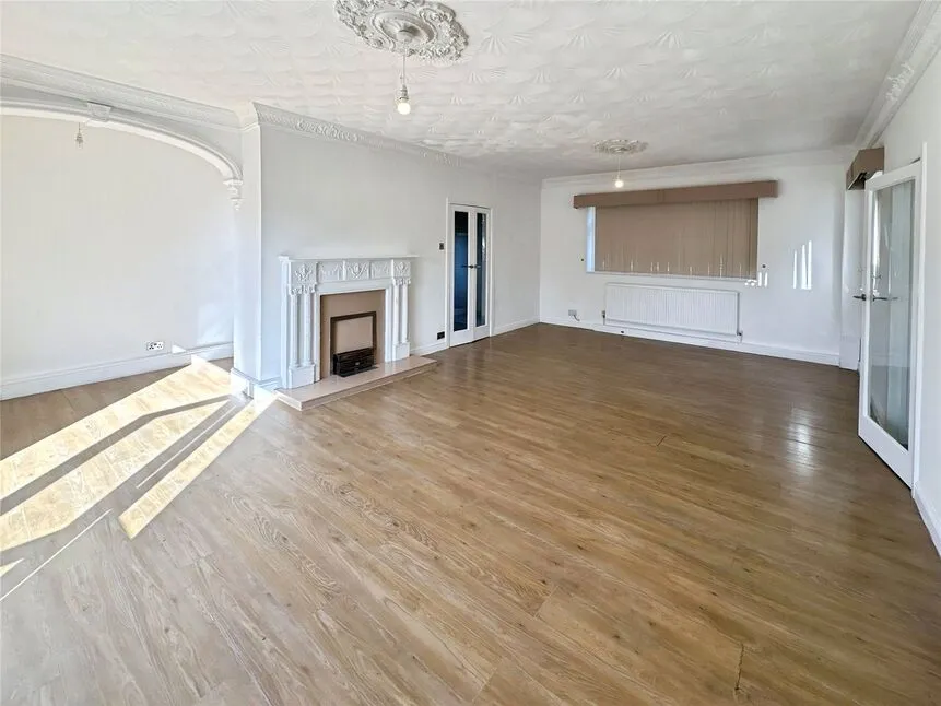 Hall Villa Lane, Toll Bar, South Yorkshire, DN5, photo 4