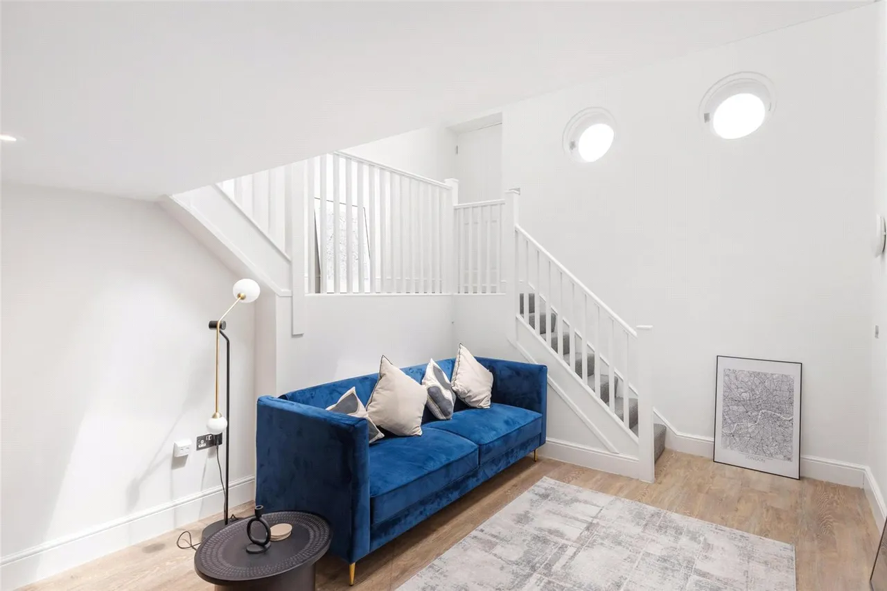 Miles Street, London, SW8, photo 8