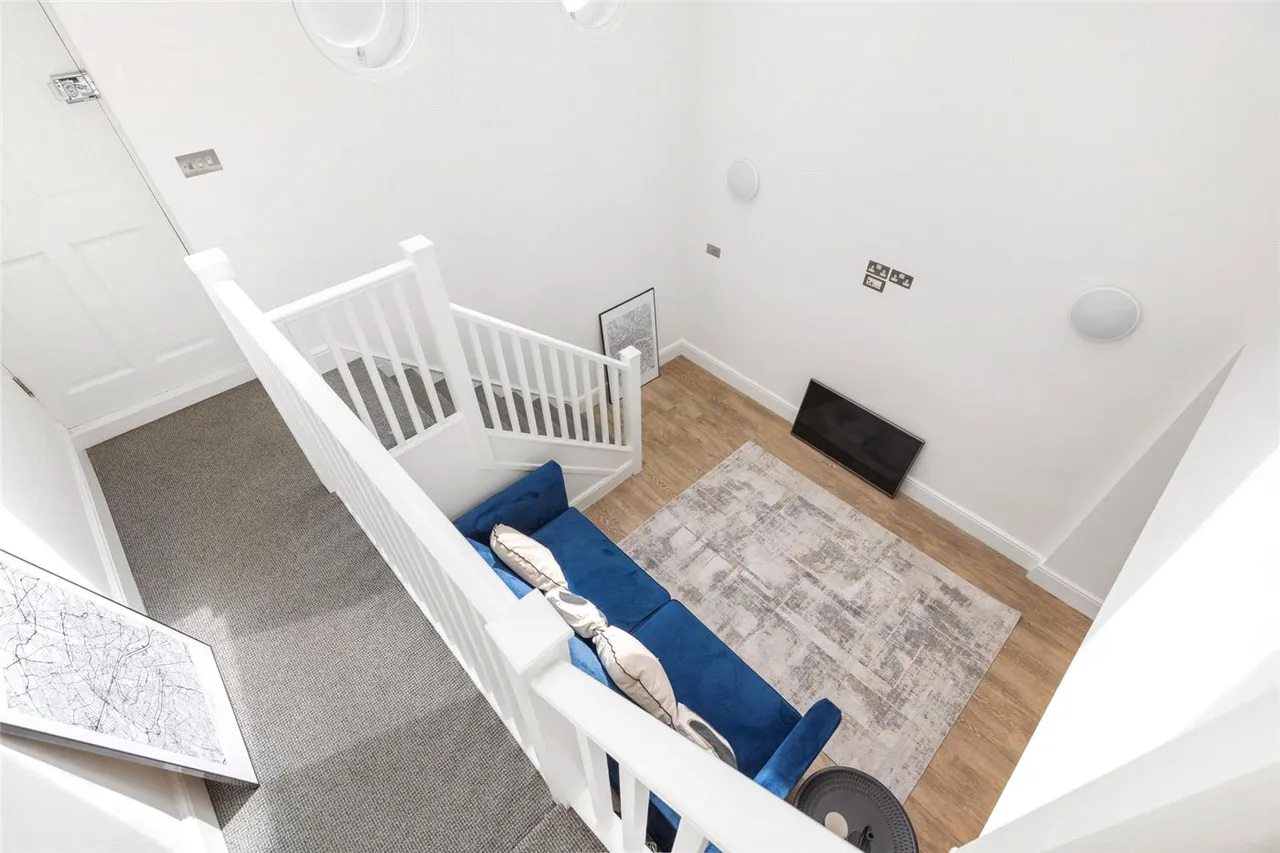 Miles Street, London, SW8, photo 9