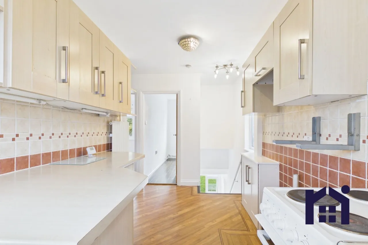 Cotswold Road, Chorley, PR7, photo 2