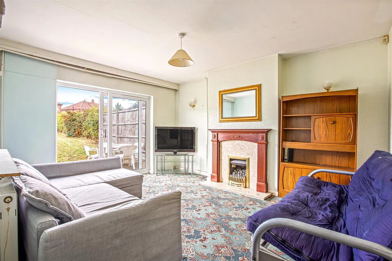 Asquith Boulevard, Leicester, LE2, photo 2