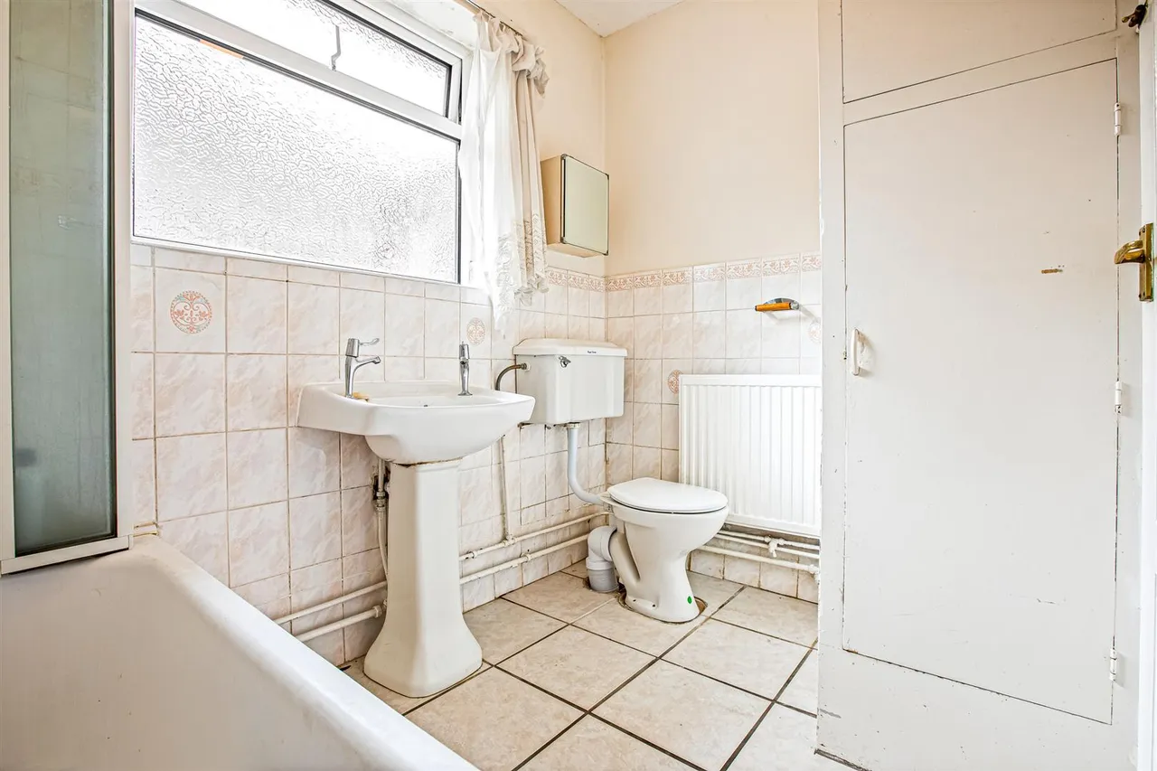 Asquith Boulevard, Leicester, LE2, photo 13