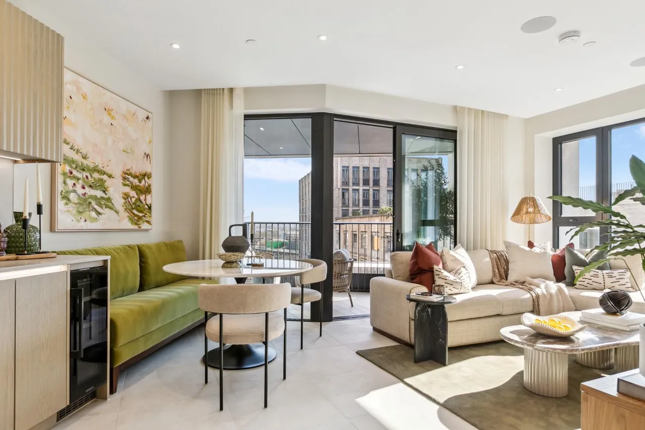 2 bed property for sale, One Linea PLace, Nine Elms, SW11