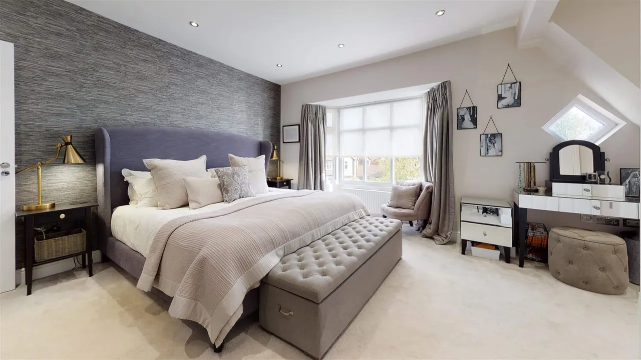 Heath Drive, Theydon Bois, photo 9