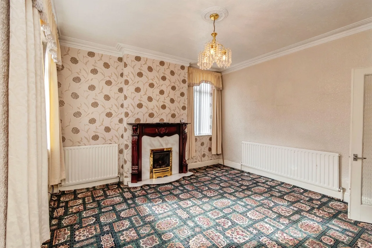Avenue Road, Wednesbury, WS10, photo 14