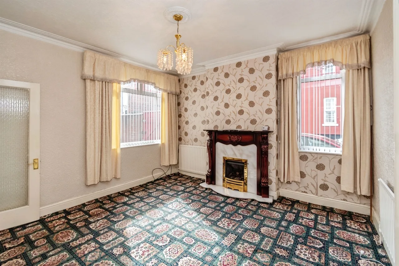 Avenue Road, Wednesbury, WS10, photo 2