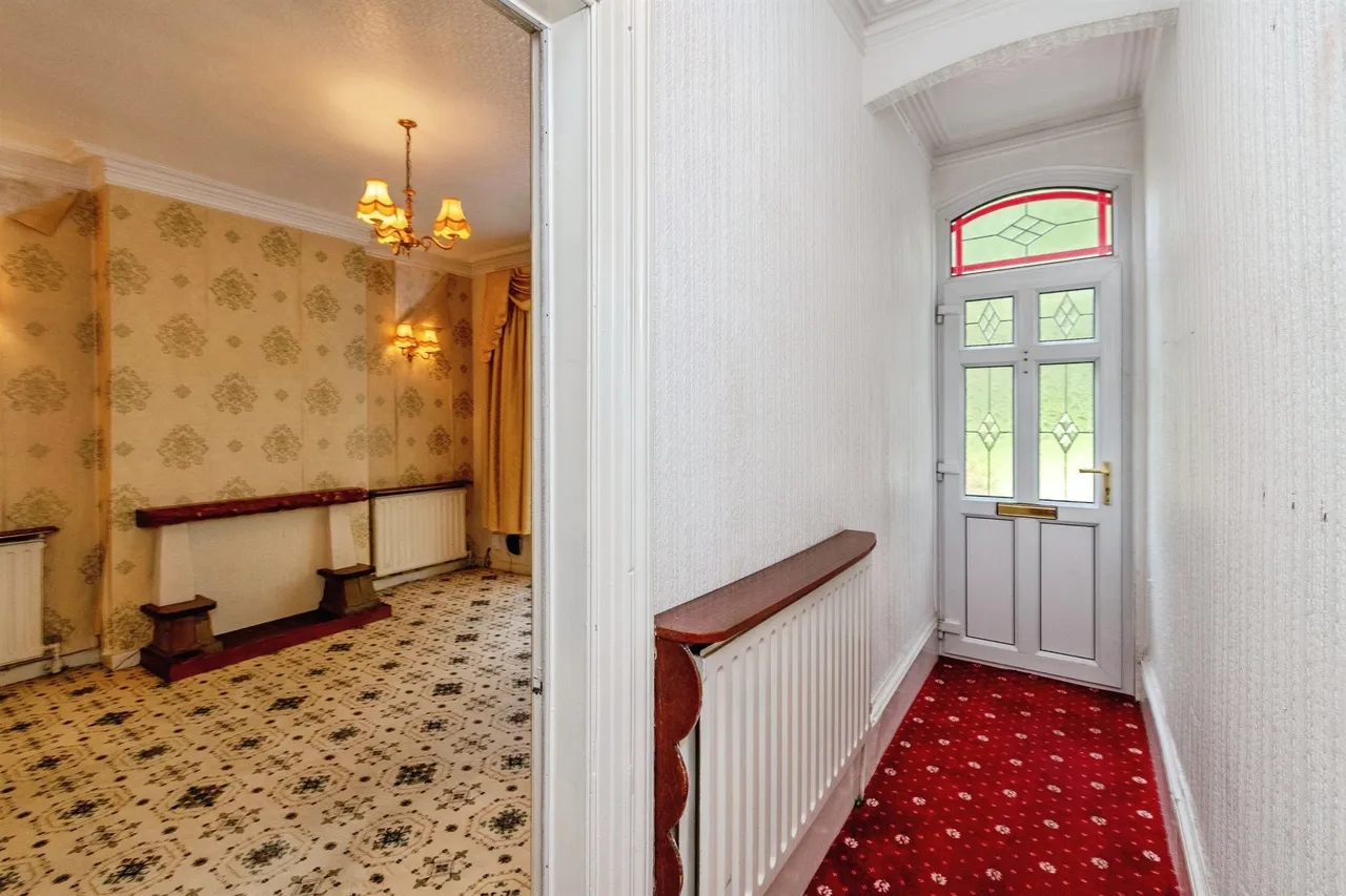 Avenue Road, Wednesbury, WS10, photo 15