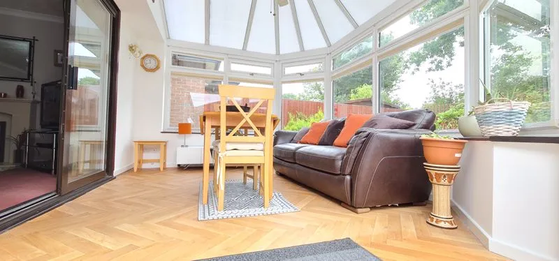 Alexandra Road, Rayleigh, Essex, SS6 8HT, photo 10