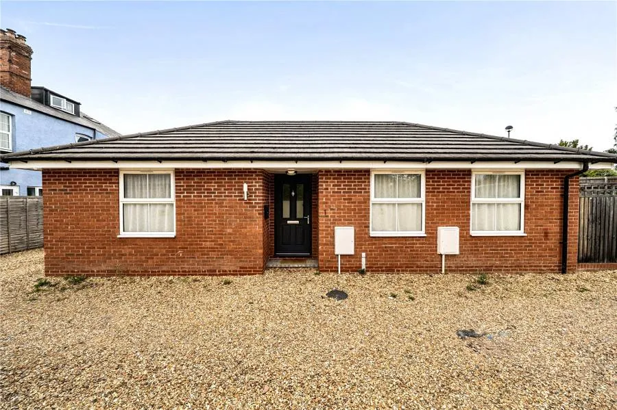 2 bed house for sale, Newstead Court, Hereford, HR4