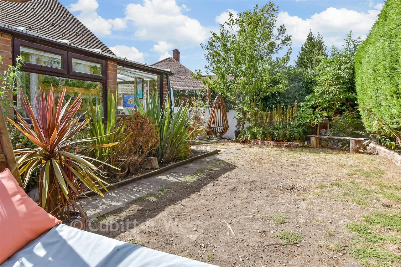 Farm Hill, Woodingdean, BN2, photo 16