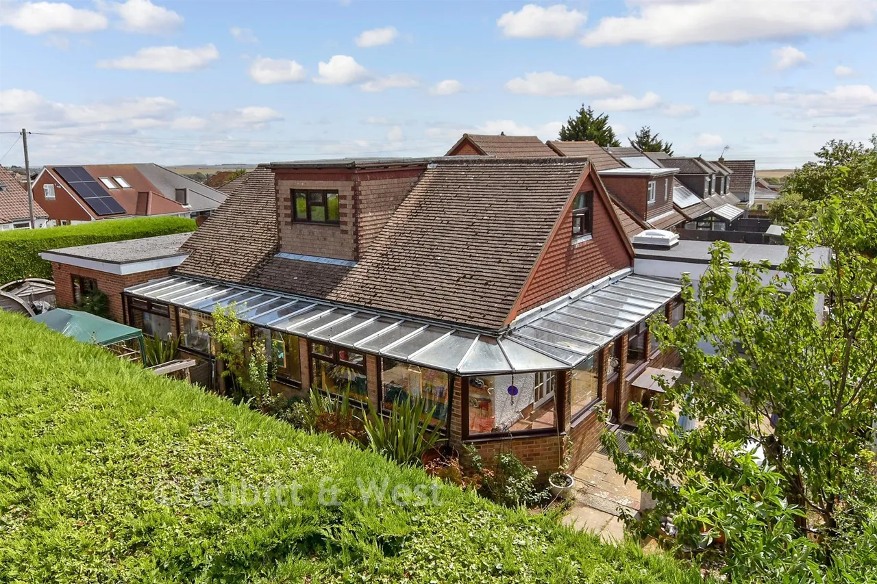 Farm Hill, Woodingdean, BN2, photo 20